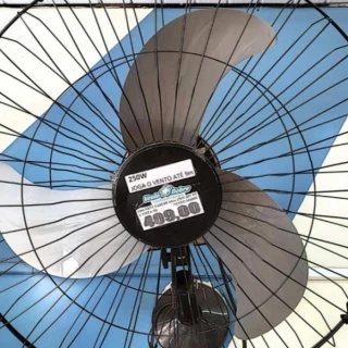 Ventilador de Parede 60cm  de 250W. 